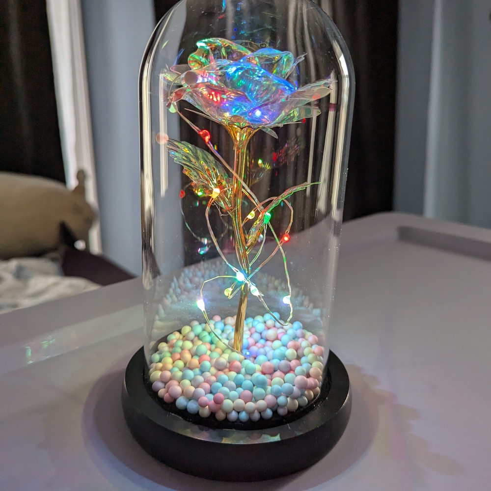 LED Glass Dome Rose with Multicolor Lights, Great Gift! New In Box